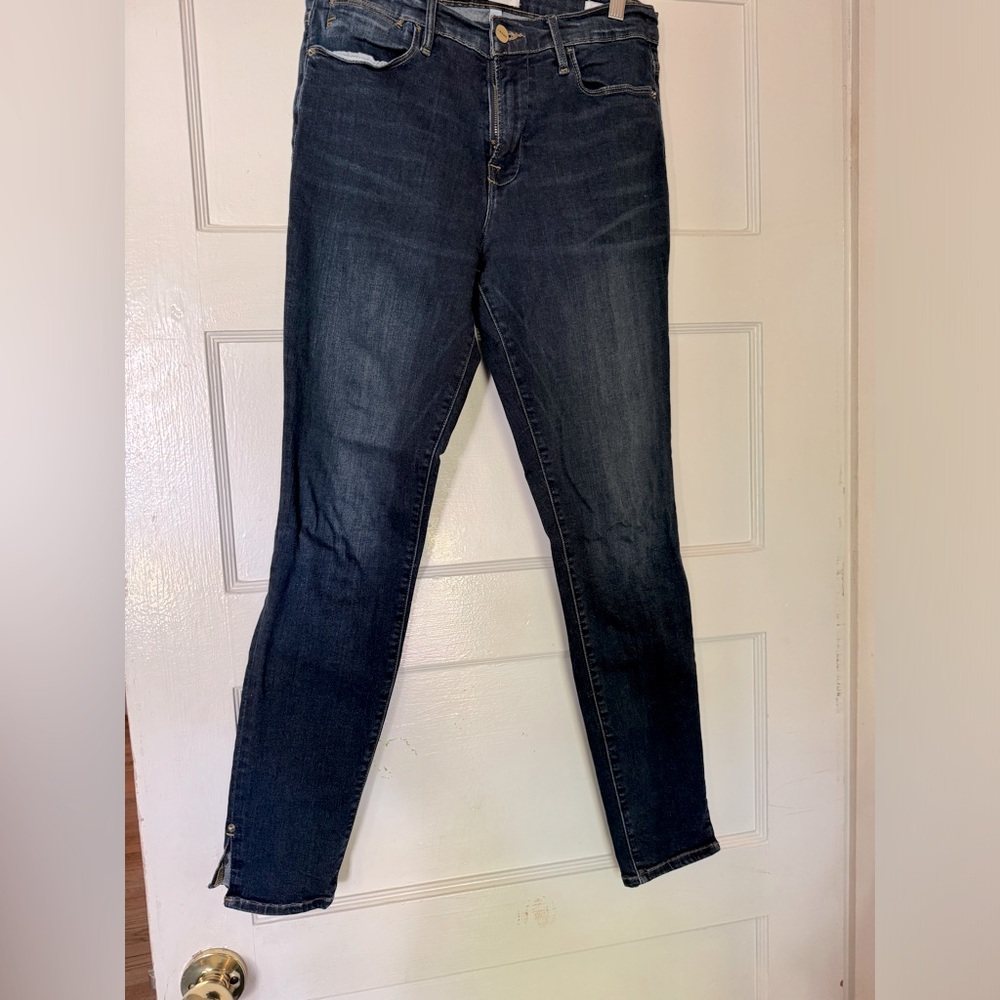 Frame Denim women’s skinny jeans, size 29